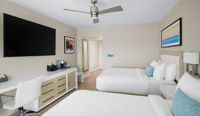 Premium queen room at Sunseeker Resort