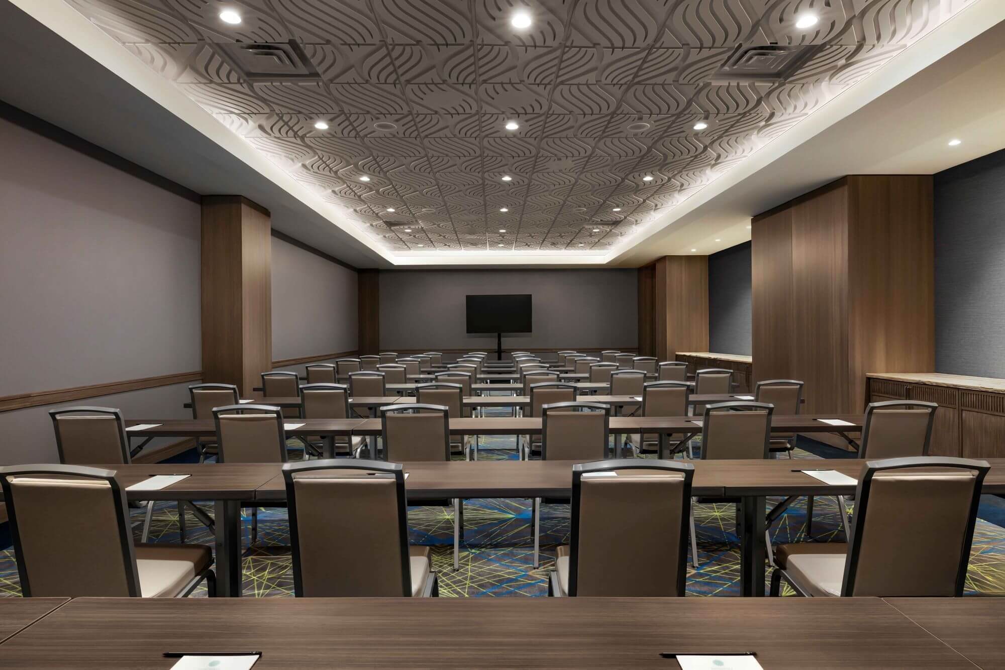 Silve rperch meeting room at Sunseeker Resort