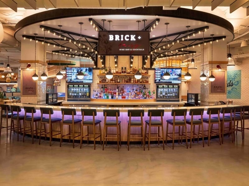 Brick & Daisy bar at the Harbor Yards Food Hall at Sunseeker Resort