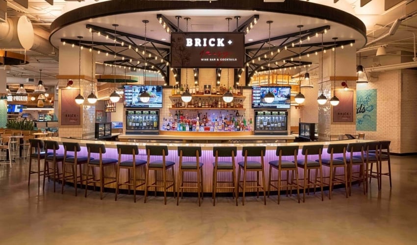 Brick & Daisy bar at the Harbor Yards Food Hall at Sunseeker Resort