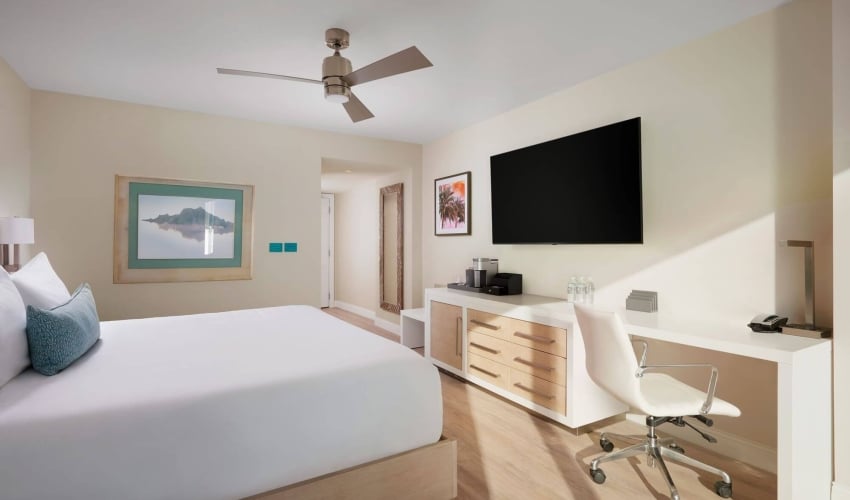 Premium king room at sunseeker resort